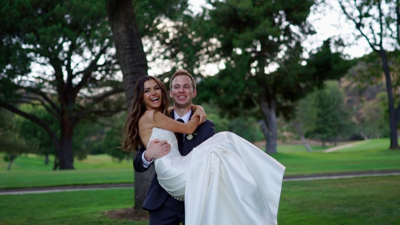 Bride's Adorable First-Look Reaction | Julia + Ryan's FilmLife Wedding at Mountaingate Country Club - YouTube