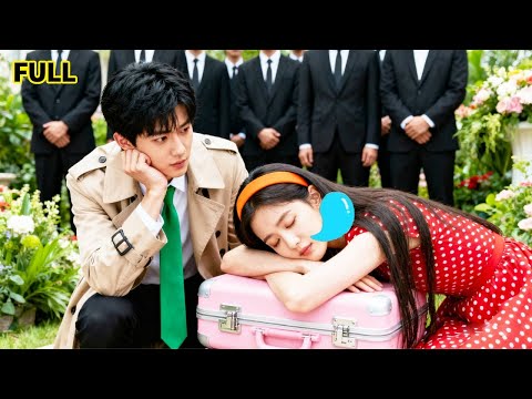 فتاة مسكينة طردت من منزلها نامت في الشارع حتى مر رئيس تنفيذي طيب اخذها الى بيته يعتني بها