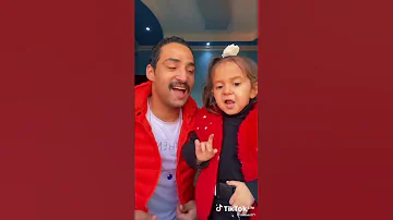 اى رأيك فيا يا قمر بسنت فراشه التيك توك 