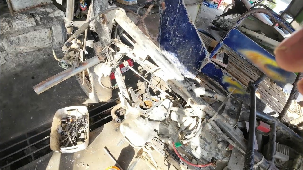  BINAKLAS NANAMAN ANG MAKINA NG TRICYCLE NAMIN DAMING PINALITAN NA PYESA