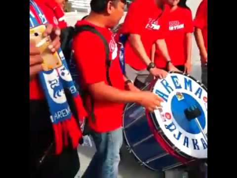 Tinggalkan Ras Tinggalkan Suku Satu Tekad Dukung Garuda
