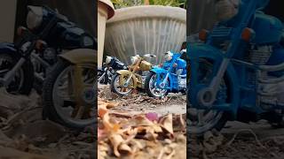 3 Scale Model Royal Enfield Bullet 500 Classic 500 Himalayan 500 Diecast Offroading miniature stunt