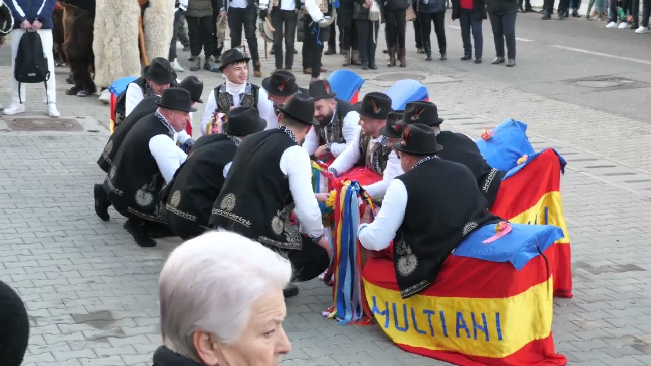 Caisorii din Bratila com  Helegiu jud  Bacau