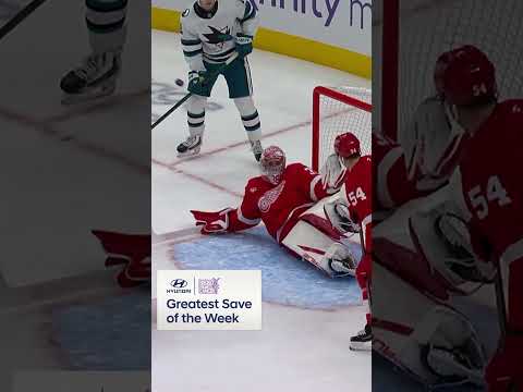 Gibson stacks the pads to kick away Celebrini's one-timer up front 🫨