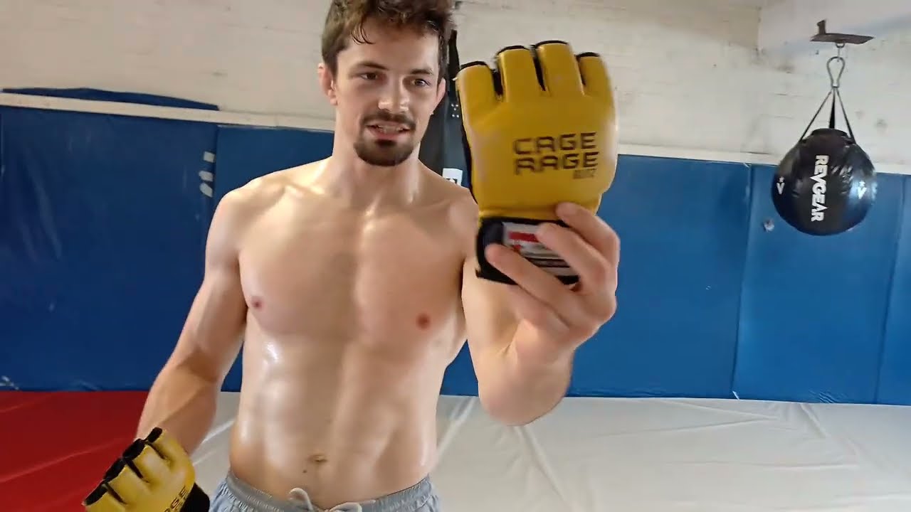3 RARE Pro MMA Fight Gloves (You'll probably NEVER Own REVIEW