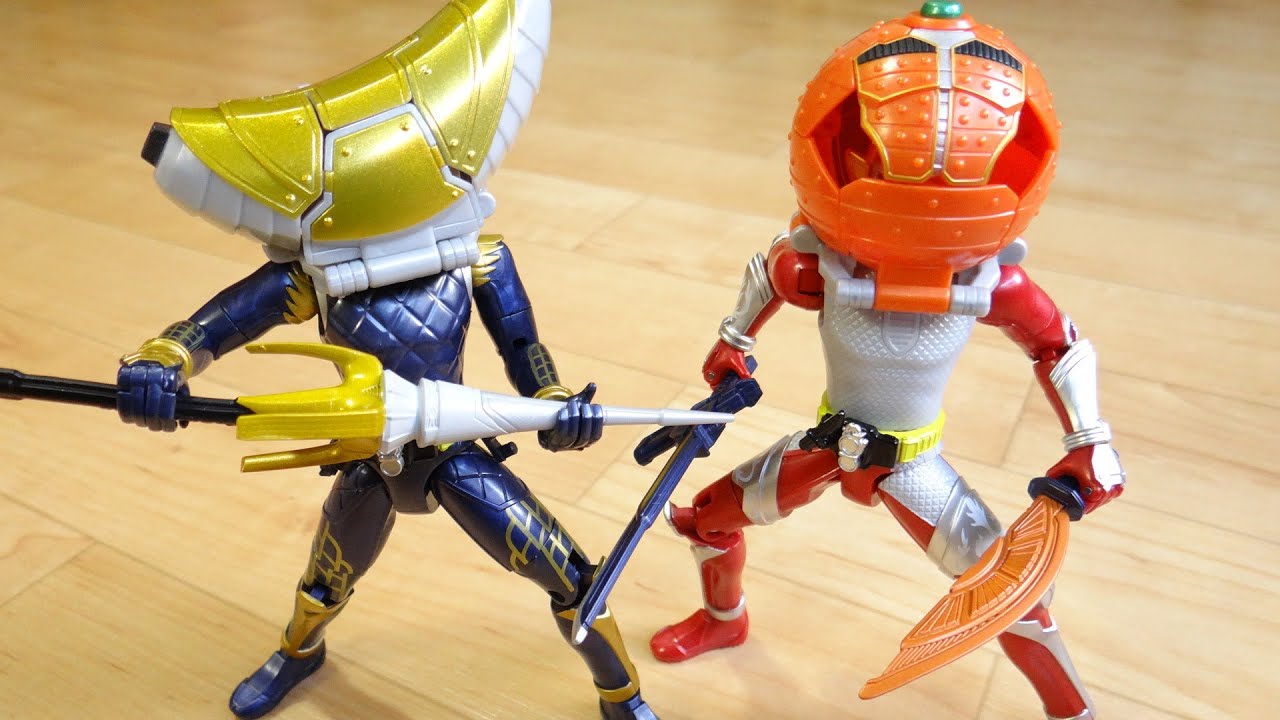 バナナ オレンジだ 鎧武とバロンの鎧を着せ替え レビュー Acアームズチェンジシリーズ 仮面ライダー鎧武 ガイム Youtube