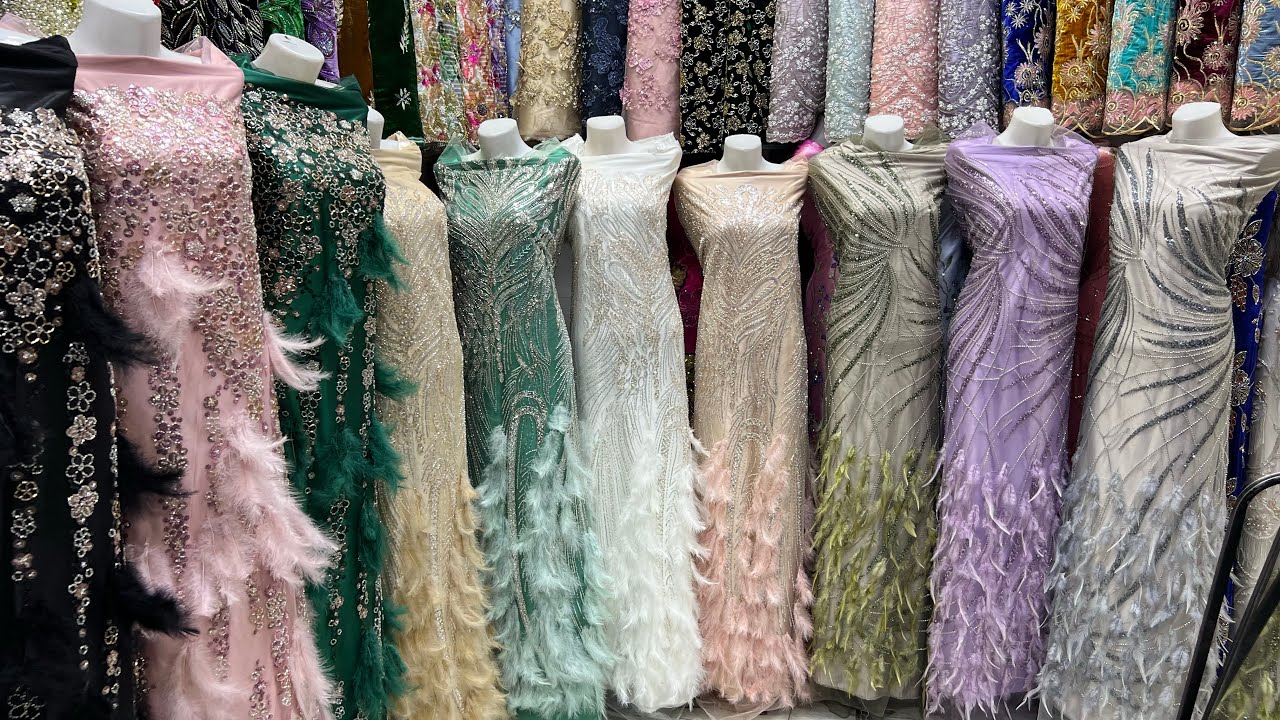 Як баробар арзон шуд материалхои фасон дар бозори Корвон 