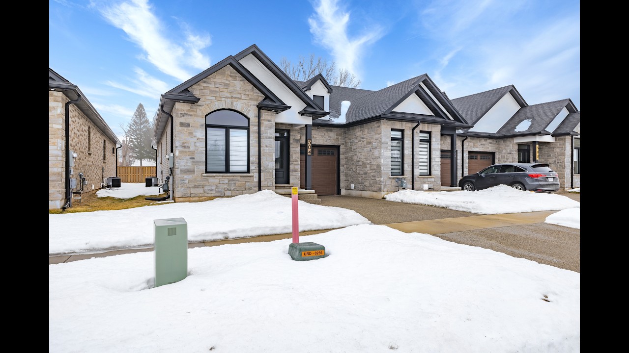 504 Royal Ridge, Ridgeway House for Sale