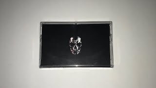 Bad Bunny YHLQMDLG Cassette Unboxing screenshot 3