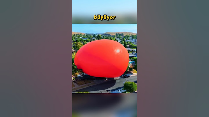 Red Balloon Takes Over the City! 🎈