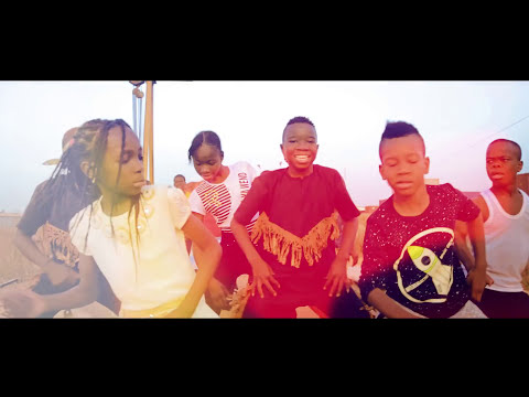 Mami La Star - Feat. Balla Moussa - Official Video (Conakry - Bamako)