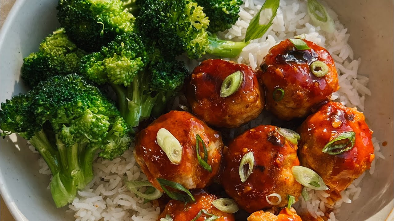 Hot Honey Chicken Meatball Bowls - Brocc Your Body