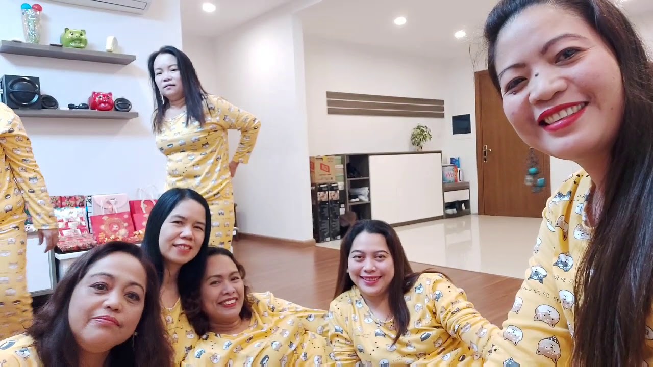 Late upload new year eves party with my Ate's  II 1-12021