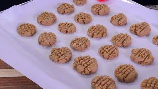 The best Low Carb Peanut Butter Cookies (Keto Friendly)