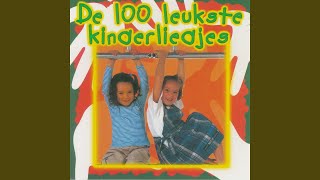 Video thumbnail of "De Gouden Nachtegaaltjes - In Iedere Kleine Appel/Een Mandje Vol Amandelen/Zie De Boerin/Er Was Er is Een Vrouw/Daar is..."