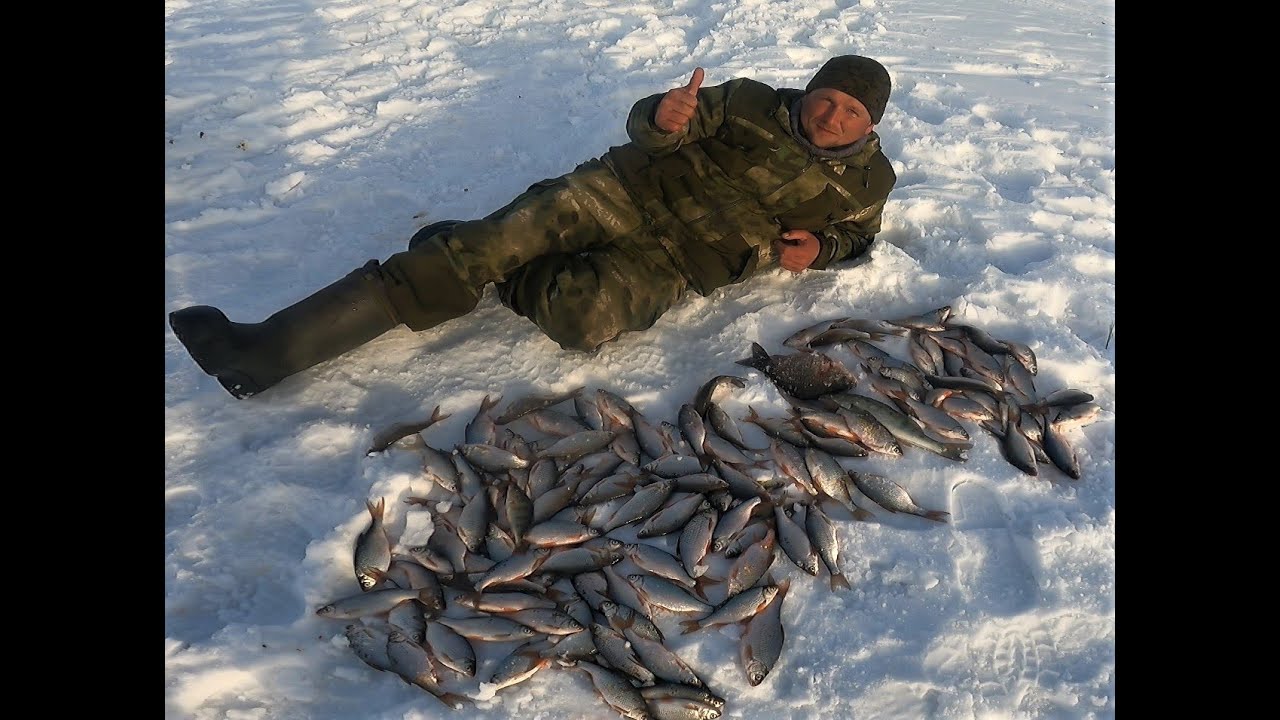 Бешеный клев. Весенняя рыбалка на Чанах. Остров шипягино на озере Чаны. Видео зимняя рыбалка озеро Чаны.