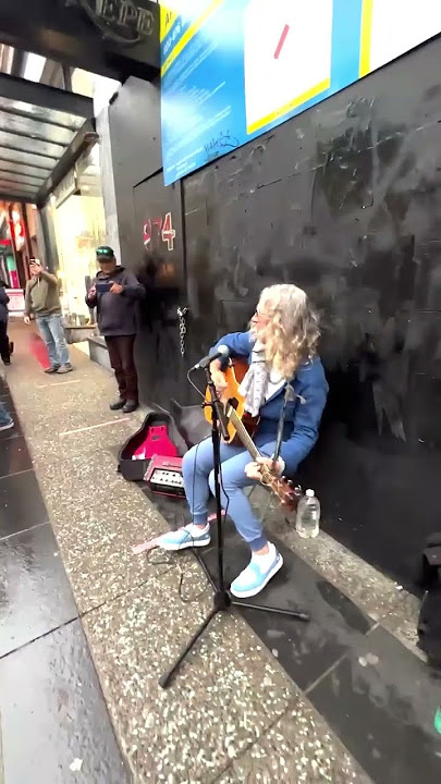 Ed Roland of Collective Soul greeting fans & busking on the streets before a show #shorts