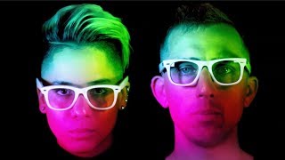 Torbjørn - Wandering Alone feat. Vicci Martinez (OFFICIAL MUSIC VIDEO)