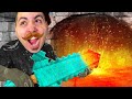 TESTO LE ARMI DI MINECRAFT NELLA VITA REALE!!