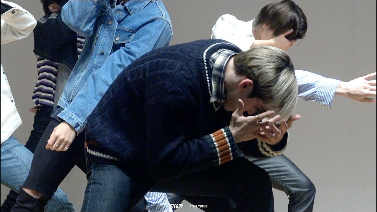 [4K] 191017 용산 팬싸인회 ATEEZ 에이티즈 - SUNRISE 윤호 YUNHO FOCUS