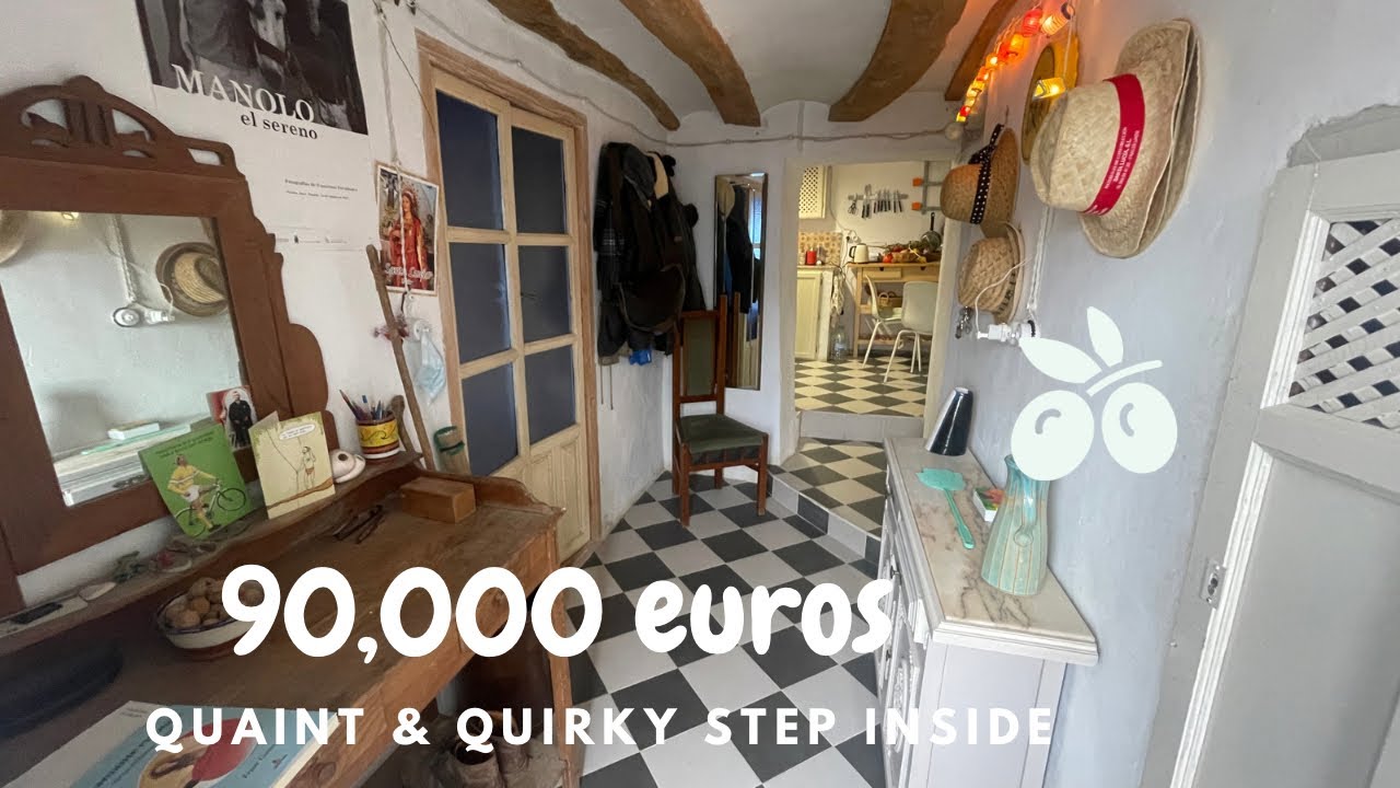 Quirky Spanish Property with 4 bedrooms, 3 outside spaces and land located in Frailes €90,000