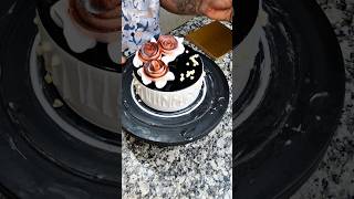 Mirror Glaze Cake Look 😍 Unbelievable Shine! #bakinglove #cakevideo #cakereel #cakemakeover #shorts
