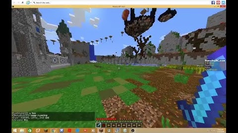 Playing Minecraft on Munchy MC kitpvp