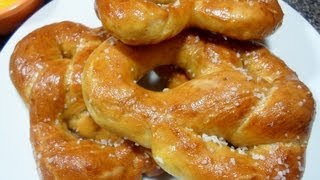How to make Soft Pretzels - Easy Cooking! screenshot 4