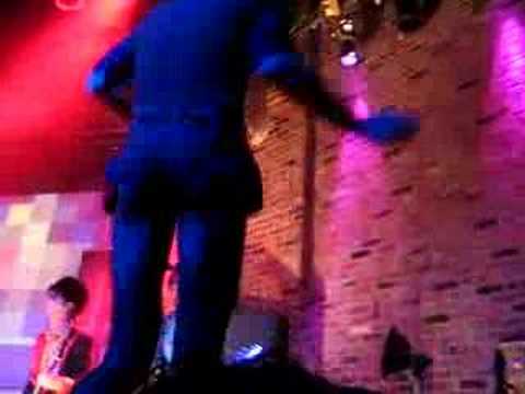 Of Montreal Concert (Kevin Barnes dancing)