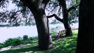 Come discover inn on lake granbury, an award winning and romantic
lakefront texas bed breakfast. this unforgettable property features
majestic views...