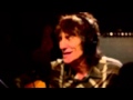 Ronnie Wood previews a new song