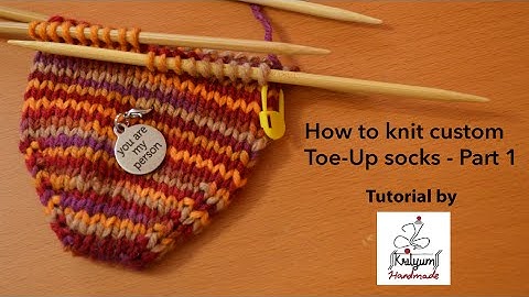 Tutorial #6 - How to Knit Custom Toe-Up Socks - Part 1 (Cast on with DPNs)