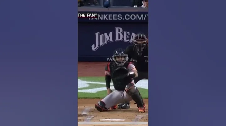 Giancarlo Satanton blasts his 350th career homerun!