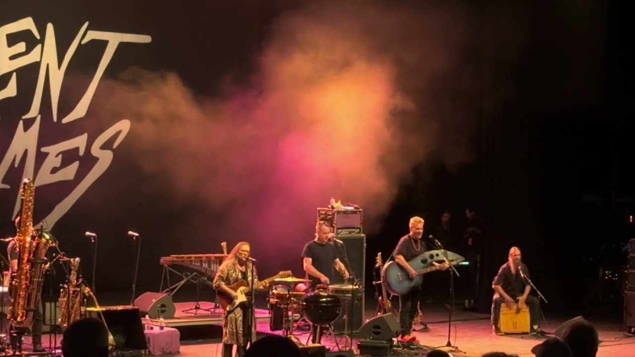 Violent Femmes