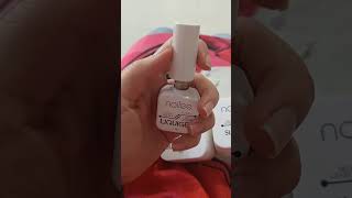 Unboxing Nailee: brand nou de geluri de la Helena Fako