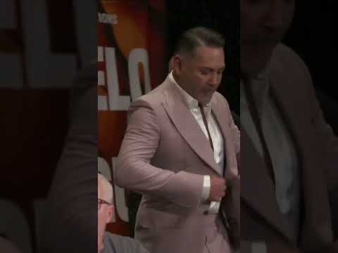 Canelo Alvarez vs
