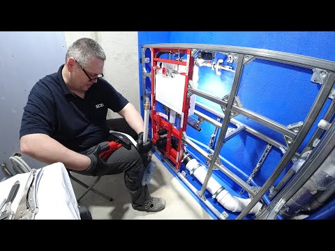 An IT enthusiast's apartment. Two bathrooms. Laundry room and server room. Plumbing system instal...