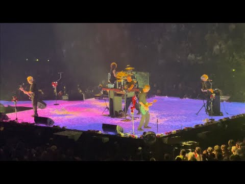 Indochine - A l’est de Java (Live Arena Tour 2025 at Accor Arena, Paris 3)