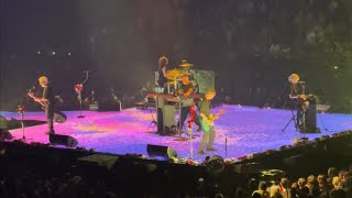 Indochine - A l’est de Java (Live Arena Tour 2025 at Accor Arena, Paris 3)