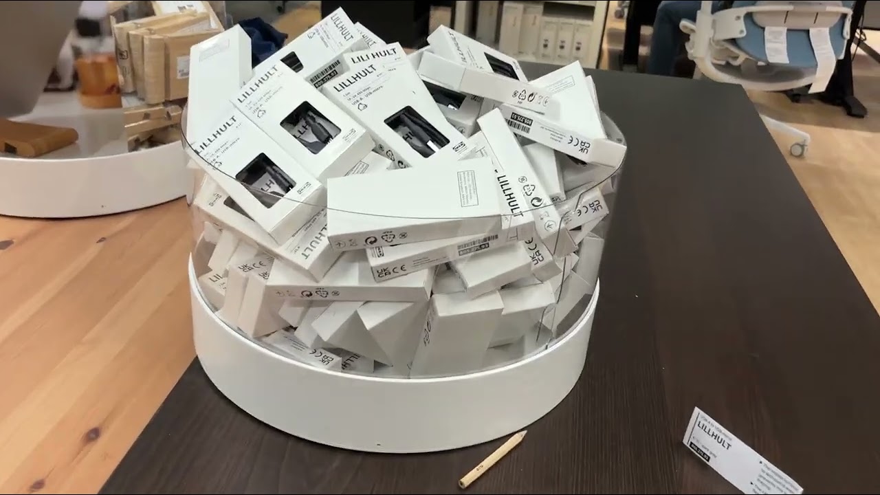 Let’s go to #ikea 😍 تعالوا نتمشى بايكيا