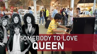 Somebody to Love Piano Cover at Train Station Cole Lam видео