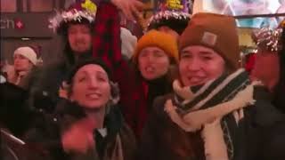 Flo Rida Featuring T - Pain - Low (At Times Square, New York City, Ny - Dec. 31, 2023)