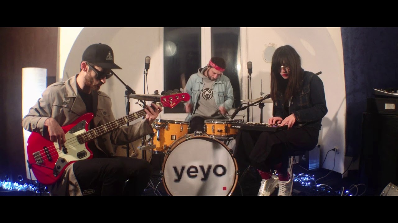 её - Dream Jam (roomlive)