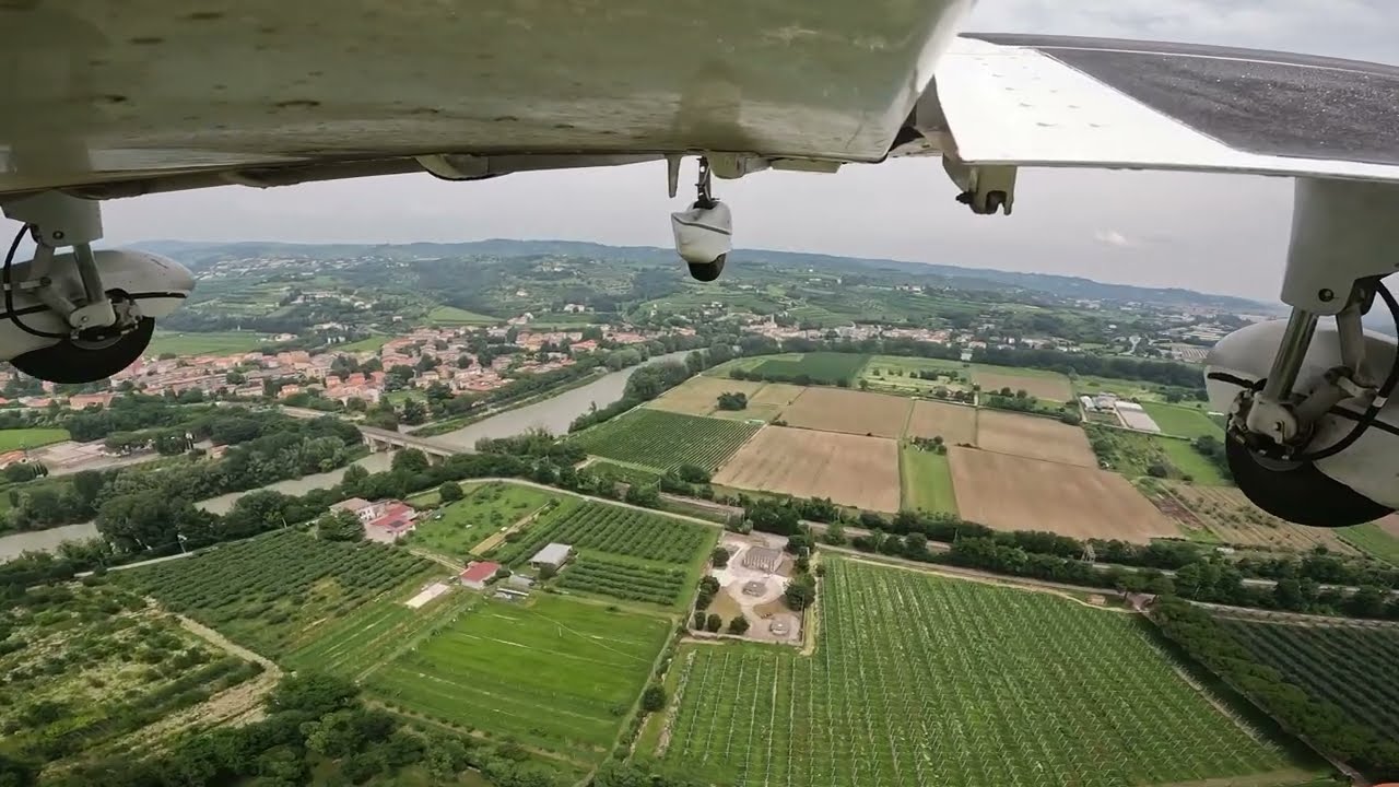 Stop and go a Verona Boscomantico (IATA: QBS; ICAO: LIPN ) - QFU 08