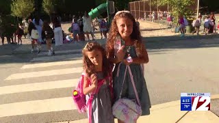 Back To School Smithfield Sisters Head To School Together For The First Time