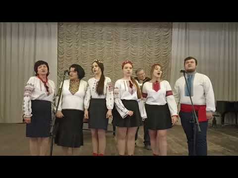 Зразковий ансамбль української пісні Ожина 