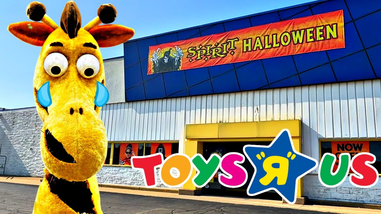Я исследовал заброшенный магазин Toys R Us, превратившийся в духа Хэллоуина 2025 года
