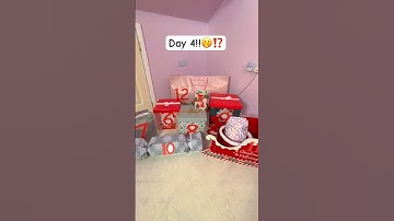 [ASMR] 12 Days of Xmas GIANT MYSTERY ADVENT CALENDAR - DAY 4!👩🏻‍🍳🎄 #Shorts