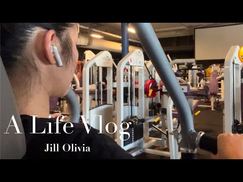 working on our health; Getting out of a fitness slump| Jill Olivia Vlog