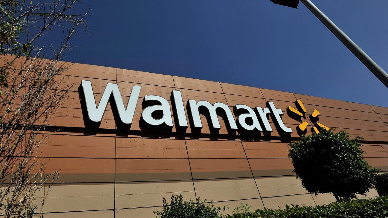 Walmart’s First Quarter Could Be a ‘Snowbomb’ Walmart’s First Quarter Could Be a ‘Snowbomb’